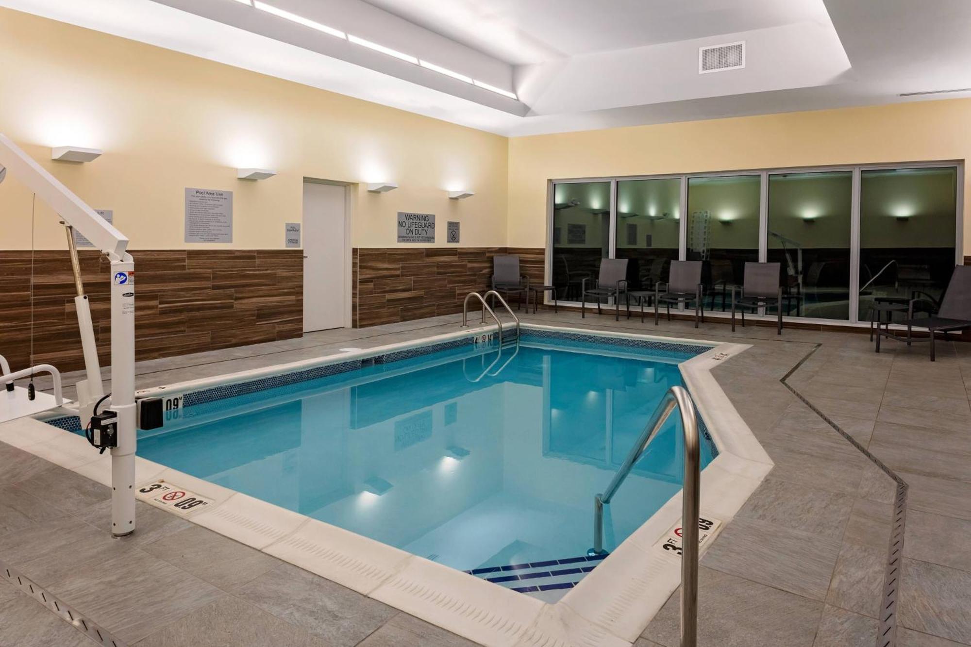 Fairfield By Marriott Port Clinton Waterfront Hotell Eksteriør bilde